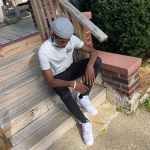 Meet your Posher, Timothy